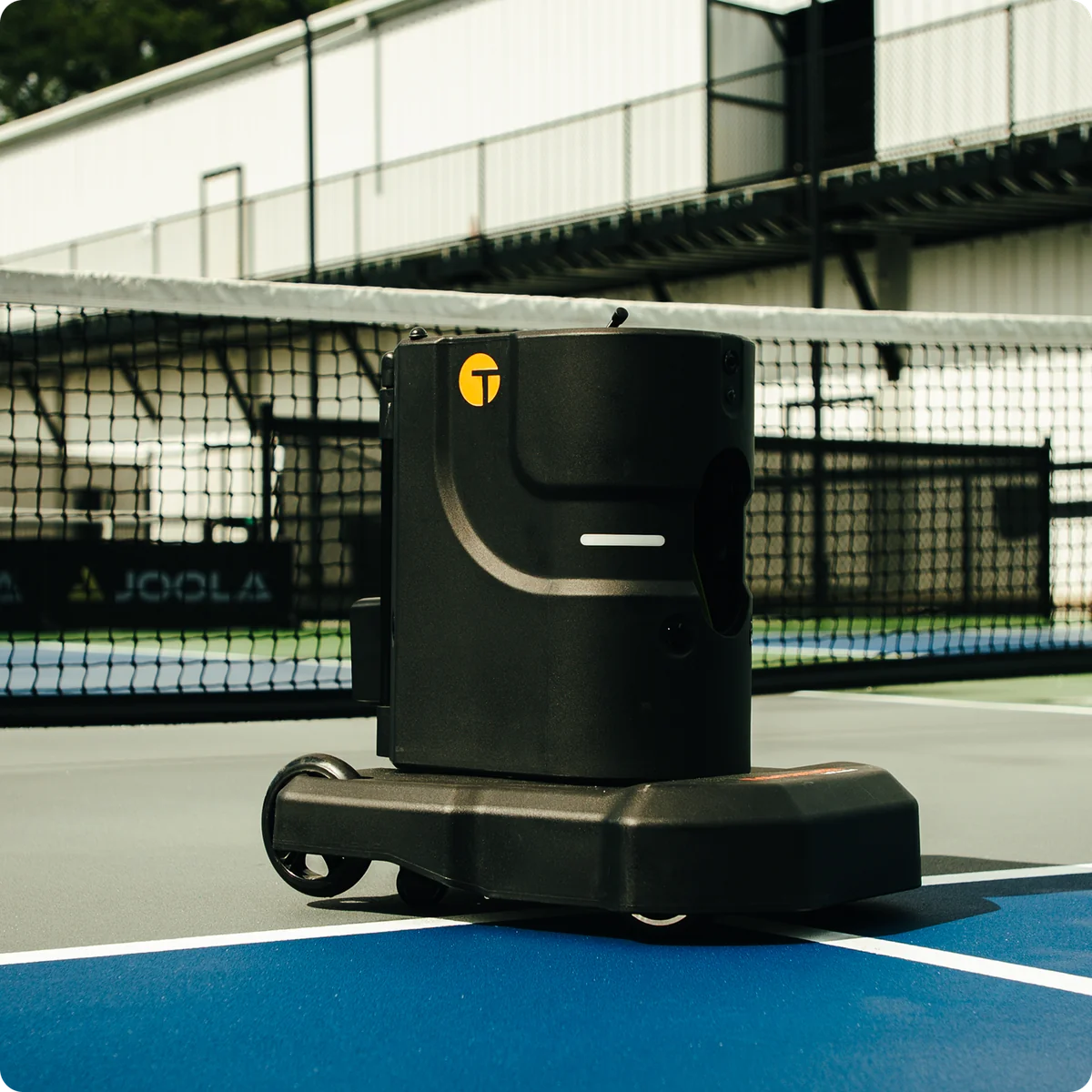 Tennibot Partner pickleball ball machine